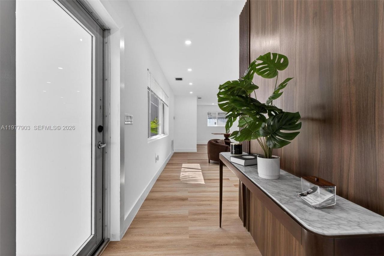 6621 Ficus Dr , Miramar, FL 33023 Photo