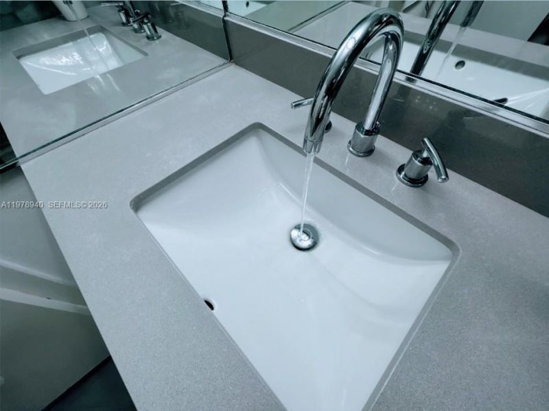 2030 S Ocean Dr, Unit 1802, Hallandale Beach, FL 33009 Photo