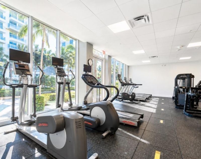 2030 S Ocean Dr, Unit 1802, Hallandale Beach, FL 33009 Photo