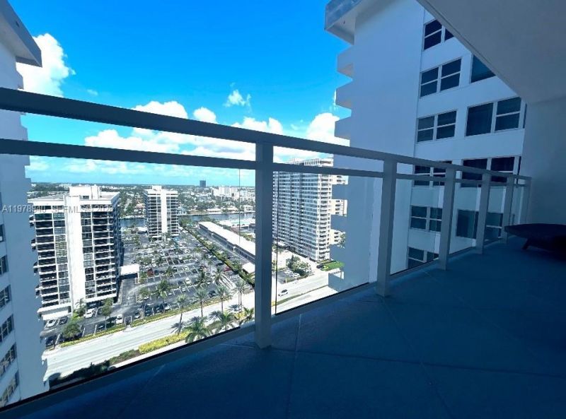 2030 S Ocean Dr, Unit 1802, Hallandale Beach, FL 33009 Photo