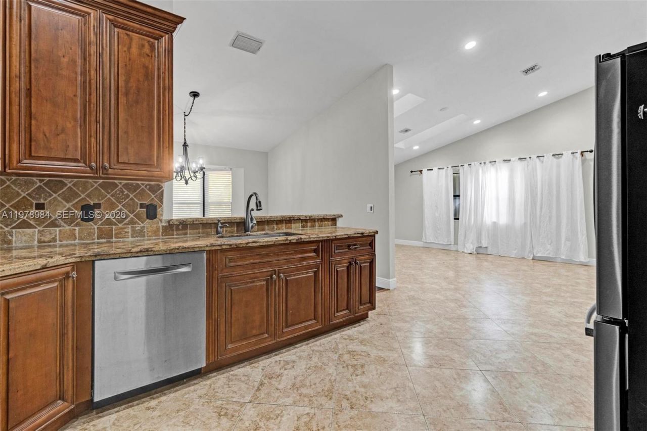 5621 Carriage Ln , Davie, FL 33331 Photo