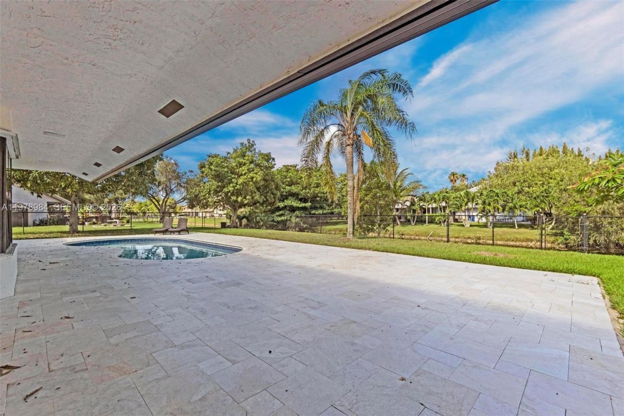 5621 Carriage Ln , Davie, FL 33331 Photo