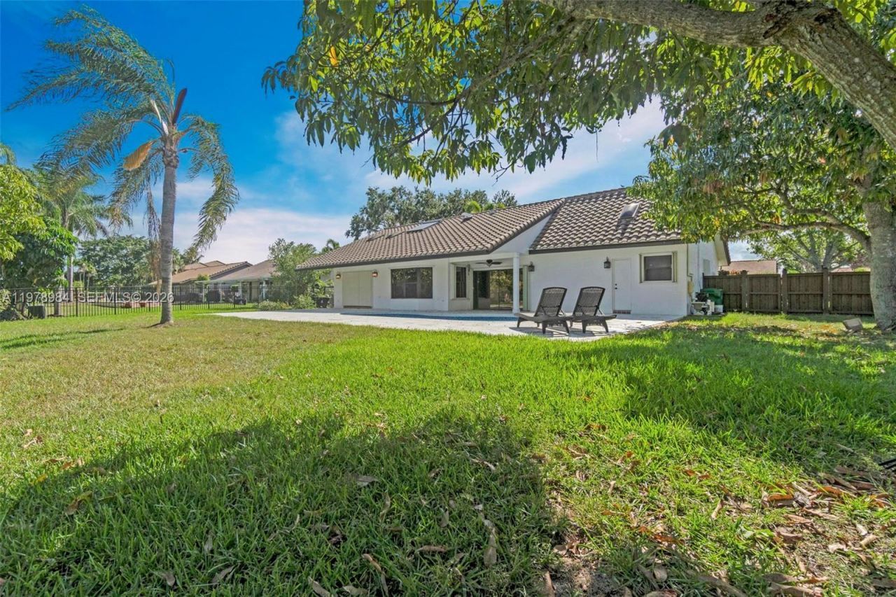 5621 Carriage Ln , Davie, FL 33331 Photo