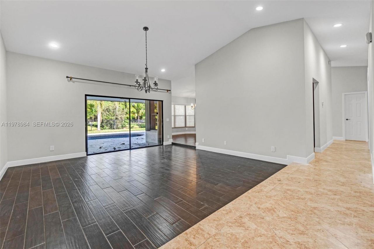 5621 Carriage Ln , Davie, FL 33331 Photo