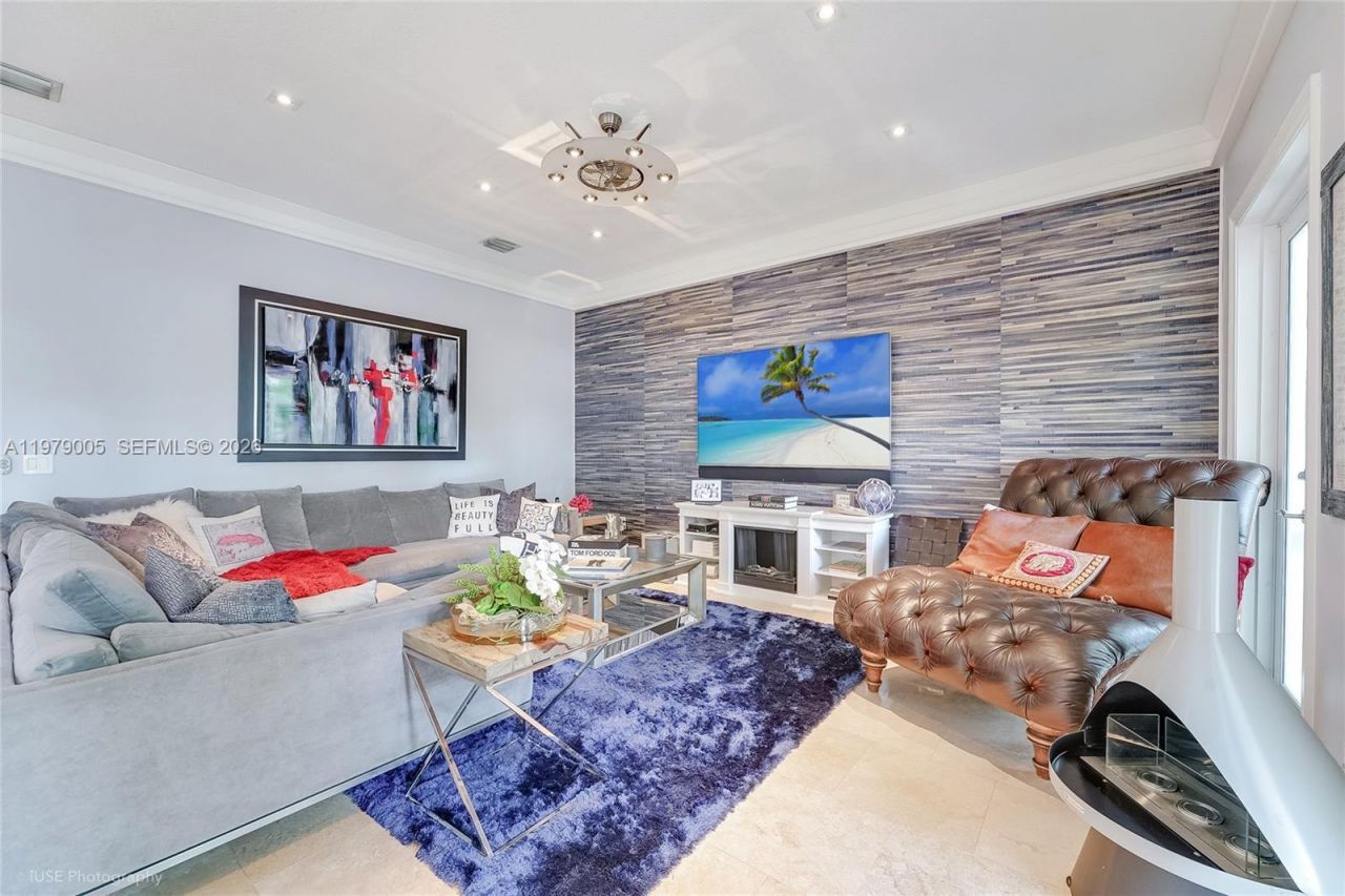 755 NE 77th Street , Miami, FL 33136 Photo