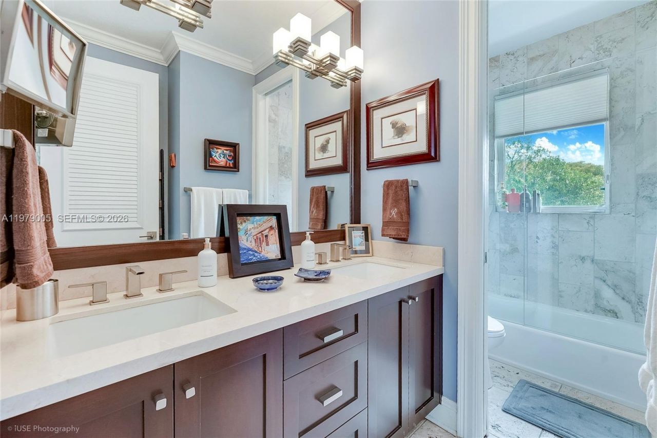 755 NE 77th Street , Miami, FL 33136 Photo