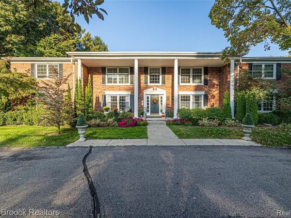 229 Barden Road, Bloomfield Hills, MI 48304