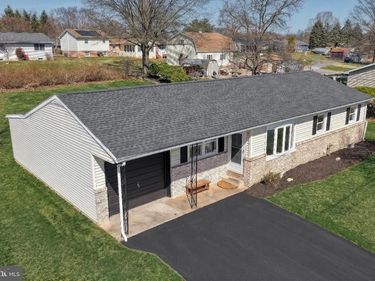 2707 EMIG MILL ROAD, DOVER, PA 17315