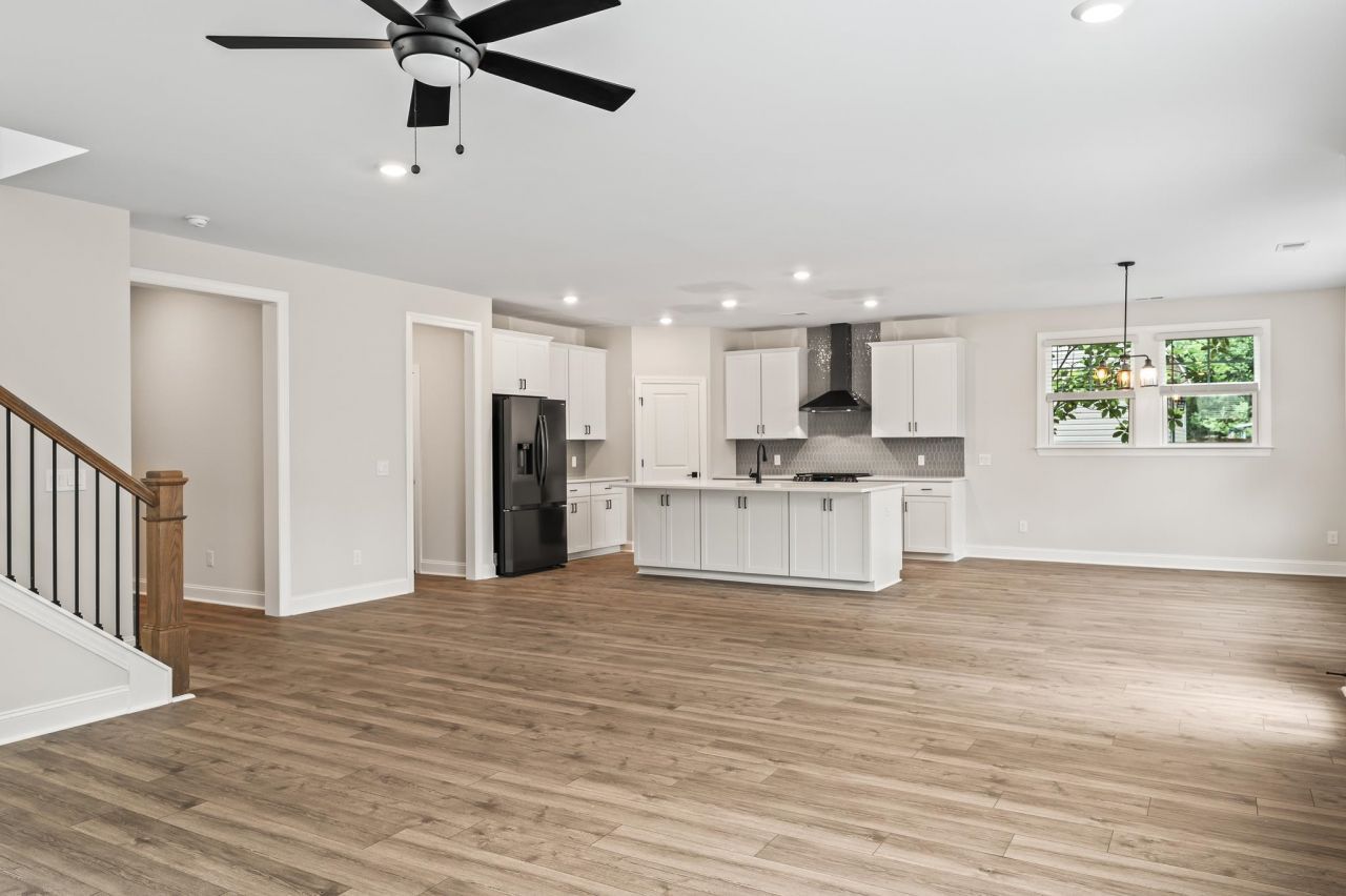 4850 Huckleberry Ln. Photo 17