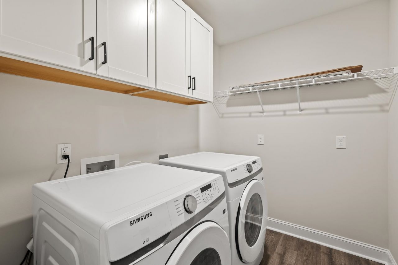 4850 Huckleberry Ln. Photo 28