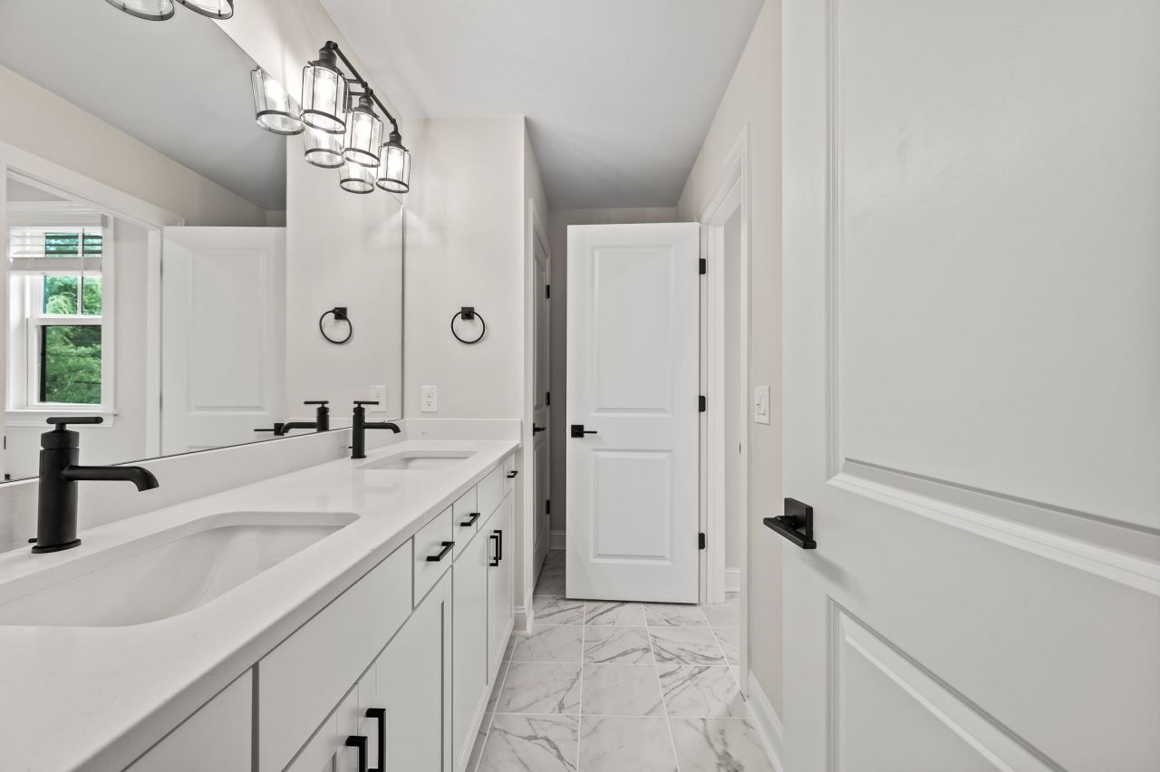 4850 Huckleberry Ln. Photo 32