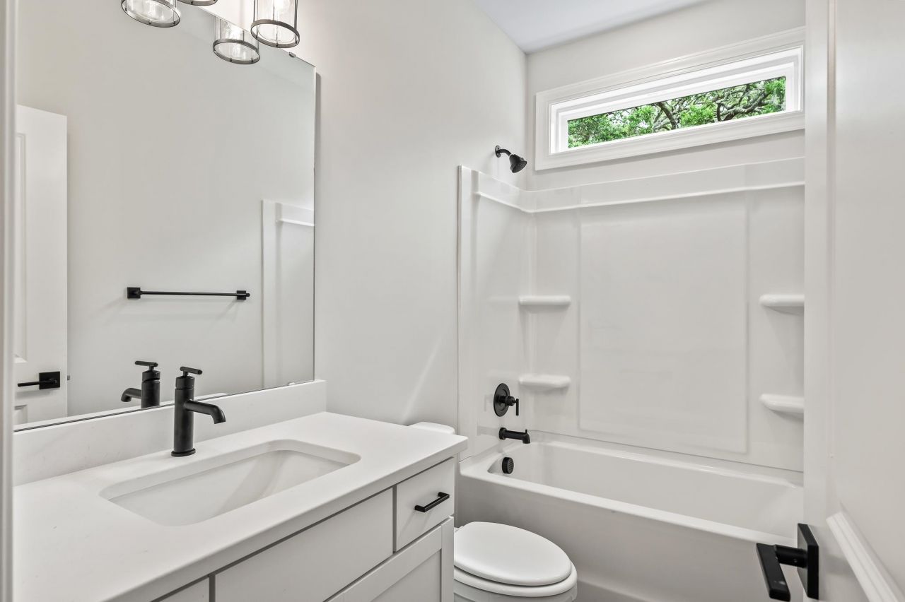 4850 Huckleberry Ln. Photo 4