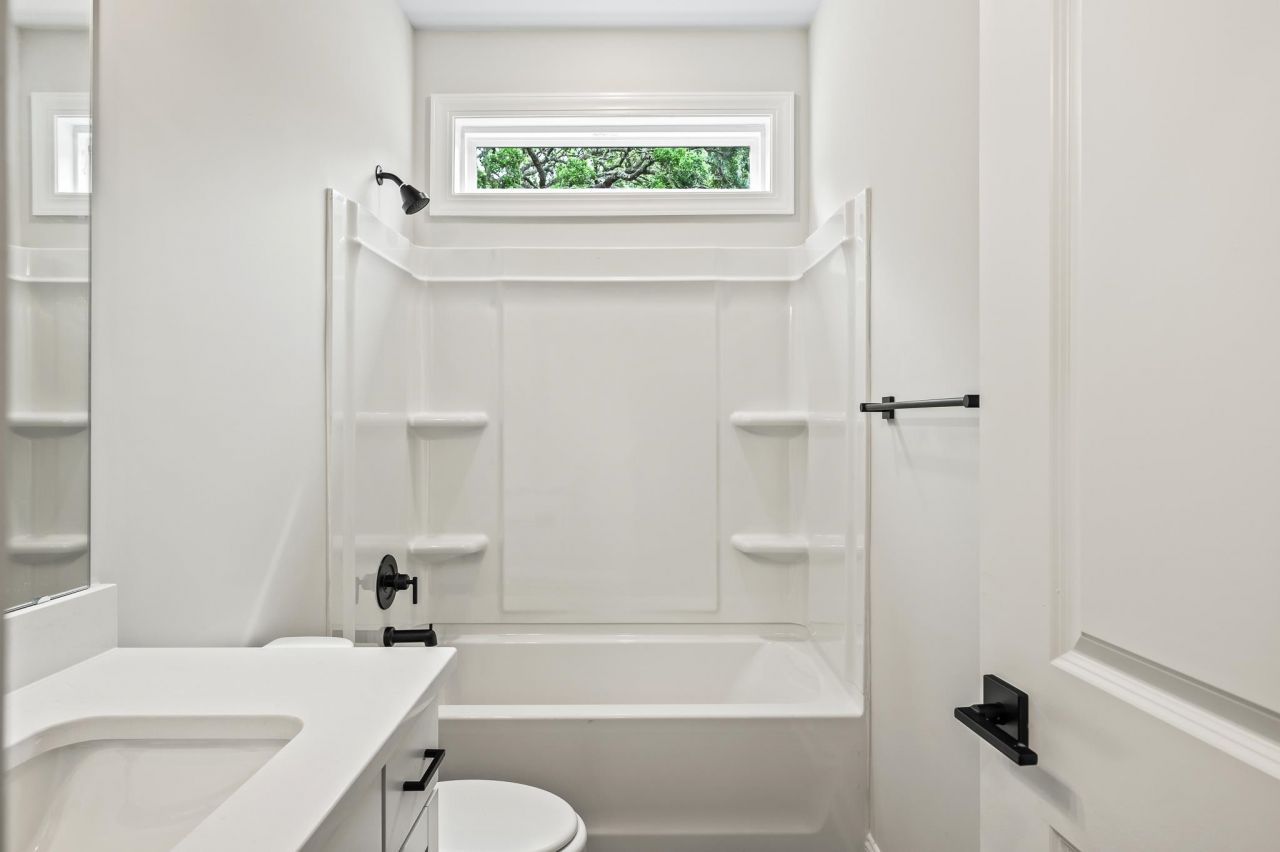 4850 Huckleberry Ln. Photo 5