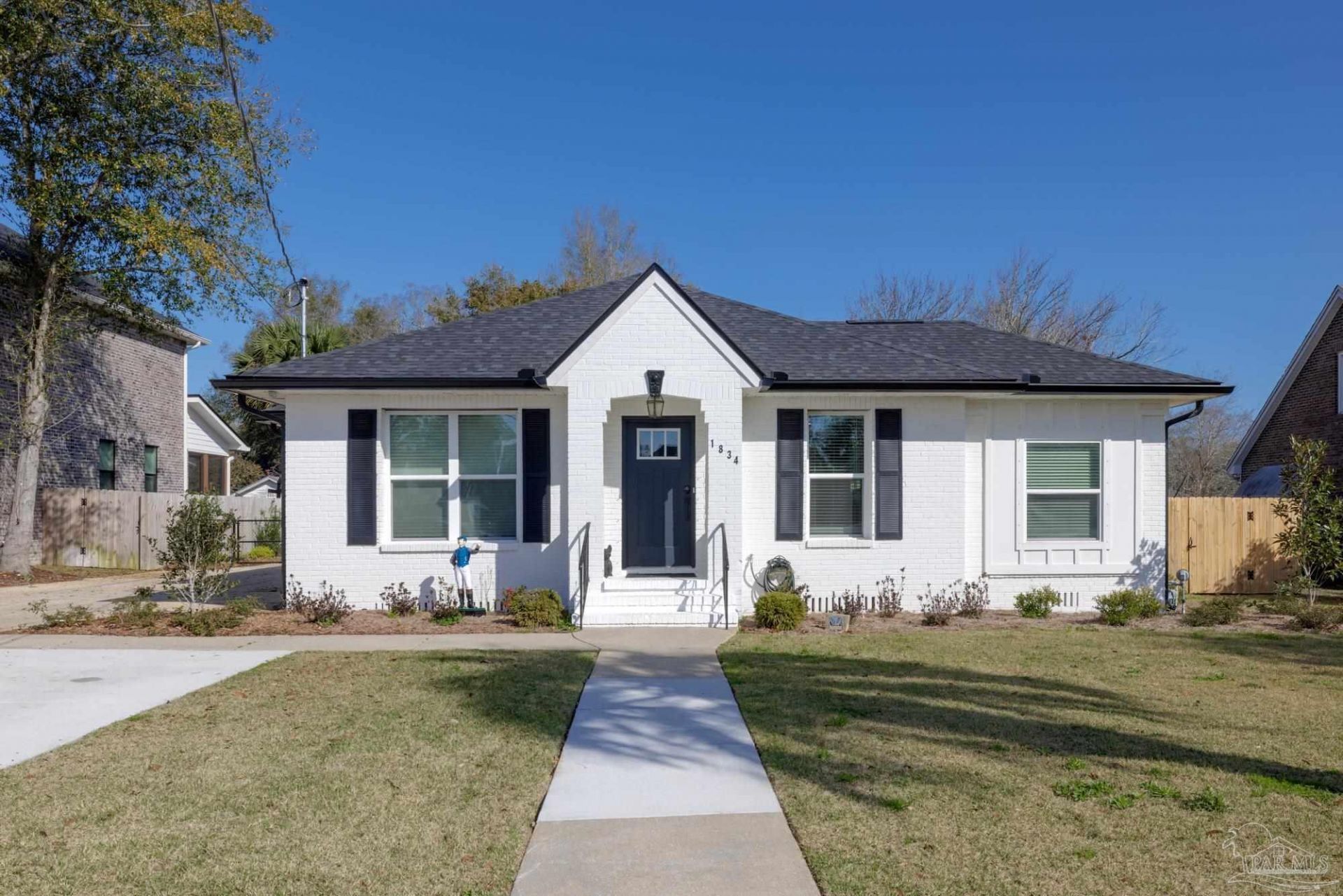 1834 E Hernandez St, Pensacola, FL 32503 Main Photo