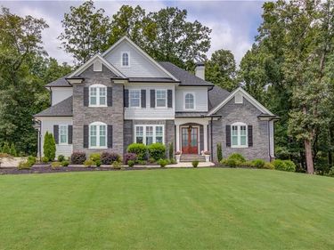 5392 Retreat Drive, Flowery Branch, GA 30542