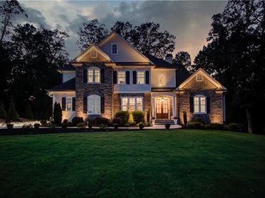 5392 Retreat Drive, Flowery Branch, GA 30542