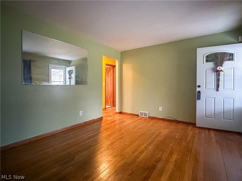 3824 Valacamp Avenue SE, Warren, OH 44484 Photo 4