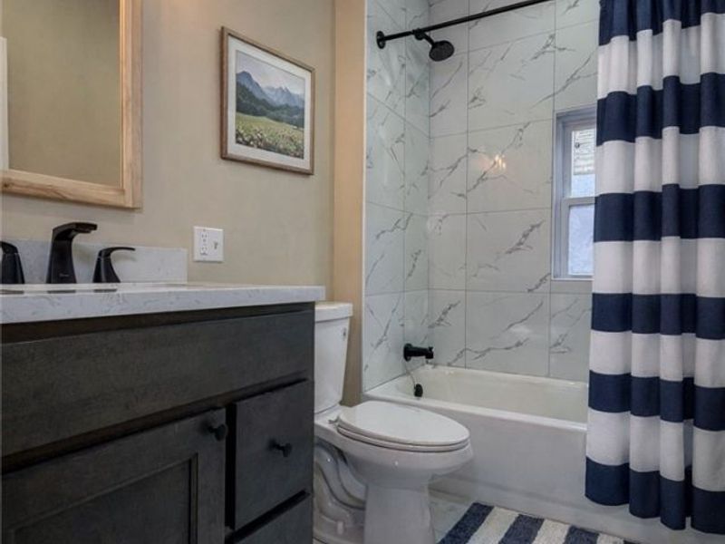 7911 1st Street , Masury, OH 44438 Photo 12