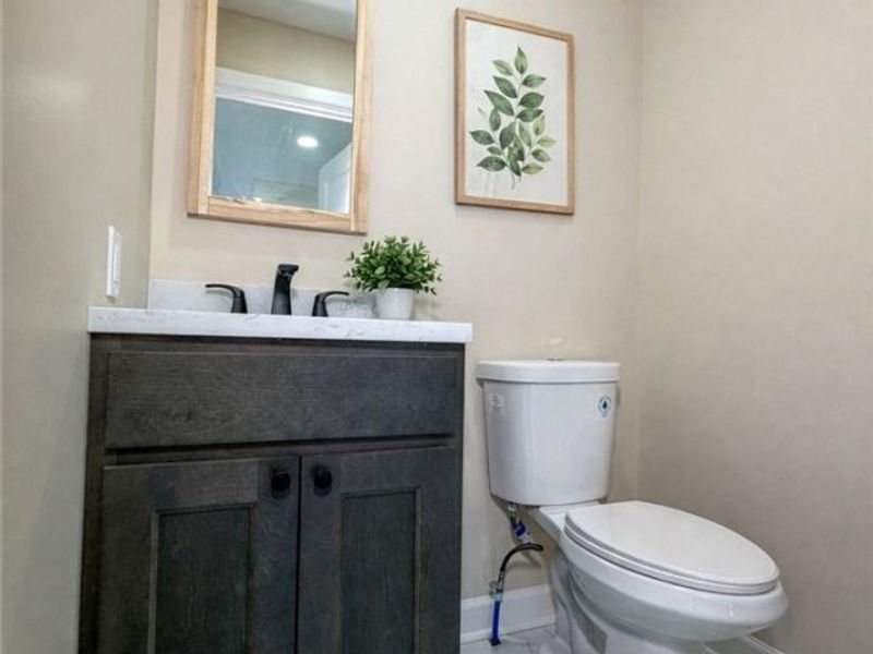 7911 1st Street , Masury, OH 44438 Photo 6