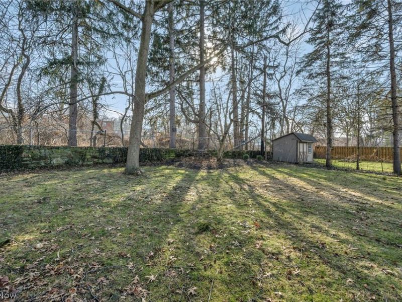 37646 Jordan Drive, Willoughby, OH 44094 Photo 3