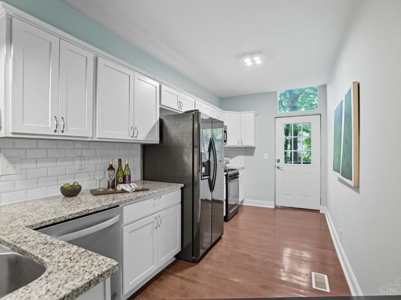 2241 Loth Street, Cincinnati, OH 45219 Photo 10