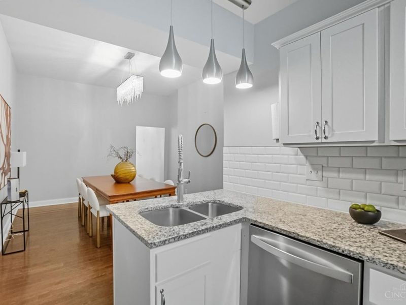 2241 Loth Street, Cincinnati, OH 45219 Photo 11