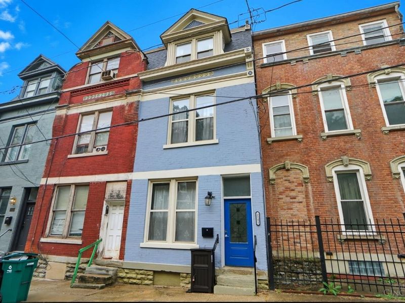 2241 Loth Street, Cincinnati, OH 45219 Photo 2