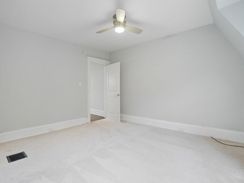 2241 Loth Street, Cincinnati, OH 45219 Photo 33