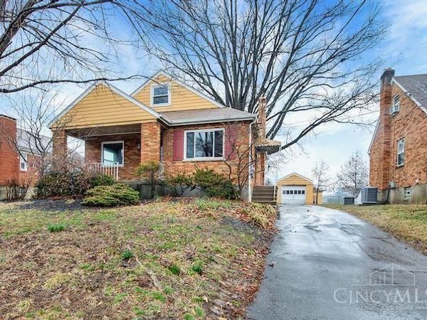 7034 East Avenue, Silverton, OH 45236