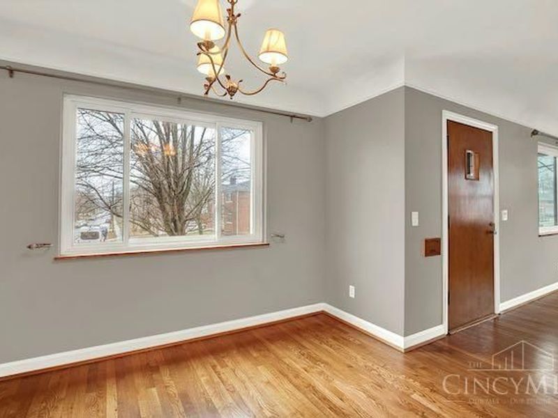 7034 East Avenue, Silverton, OH 45236 Photo 10