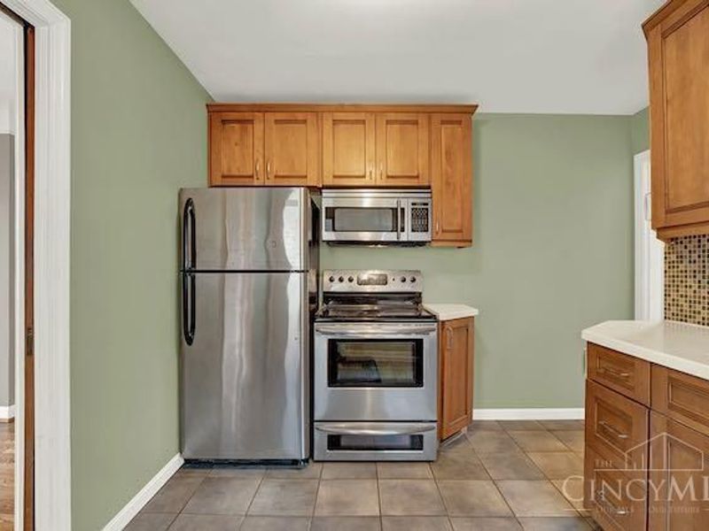 7034 East Avenue, Silverton, OH 45236 Photo 14