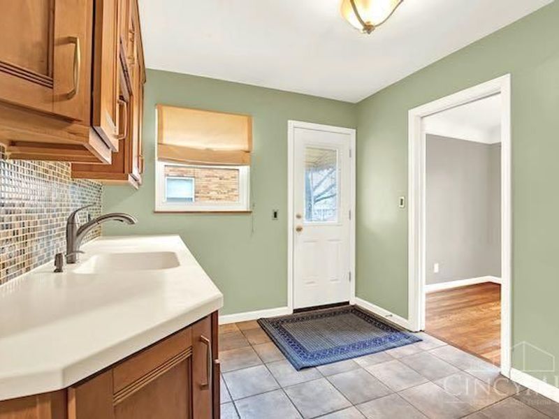 7034 East Avenue, Silverton, OH 45236 Photo 15