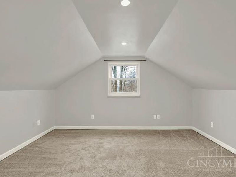 7034 East Avenue, Silverton, OH 45236 Photo 30