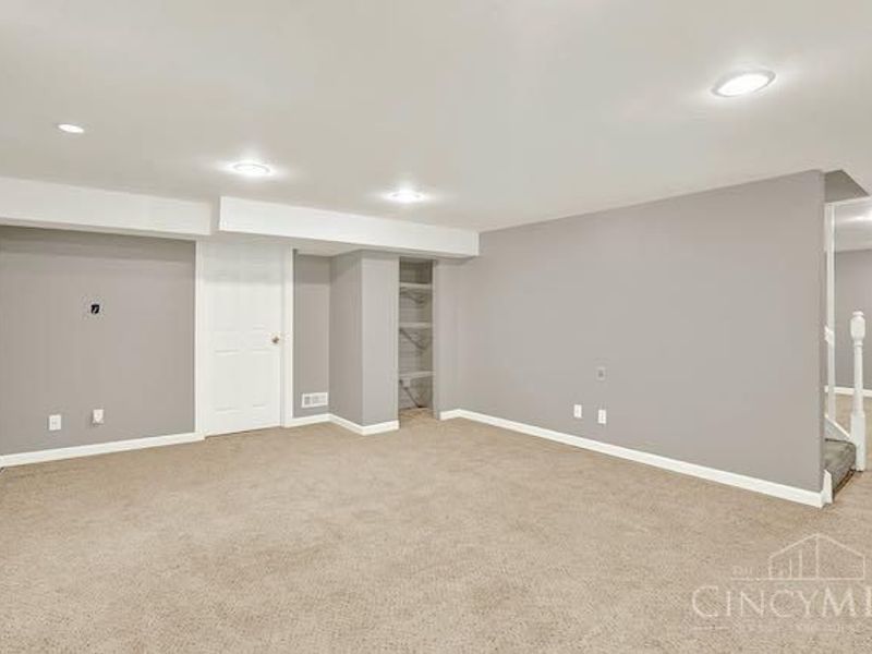 7034 East Avenue, Silverton, OH 45236 Photo 34