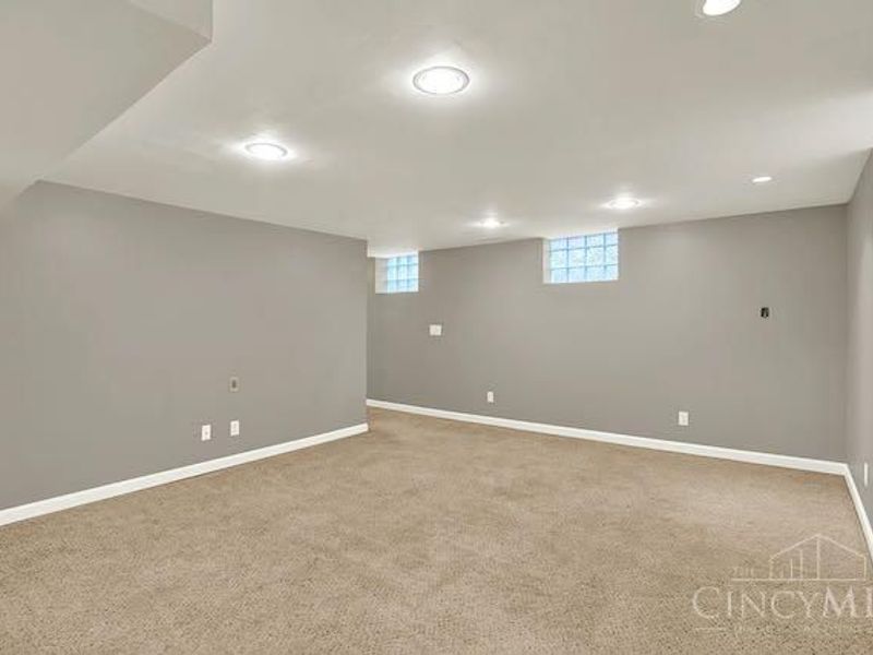 7034 East Avenue, Silverton, OH 45236 Photo 35