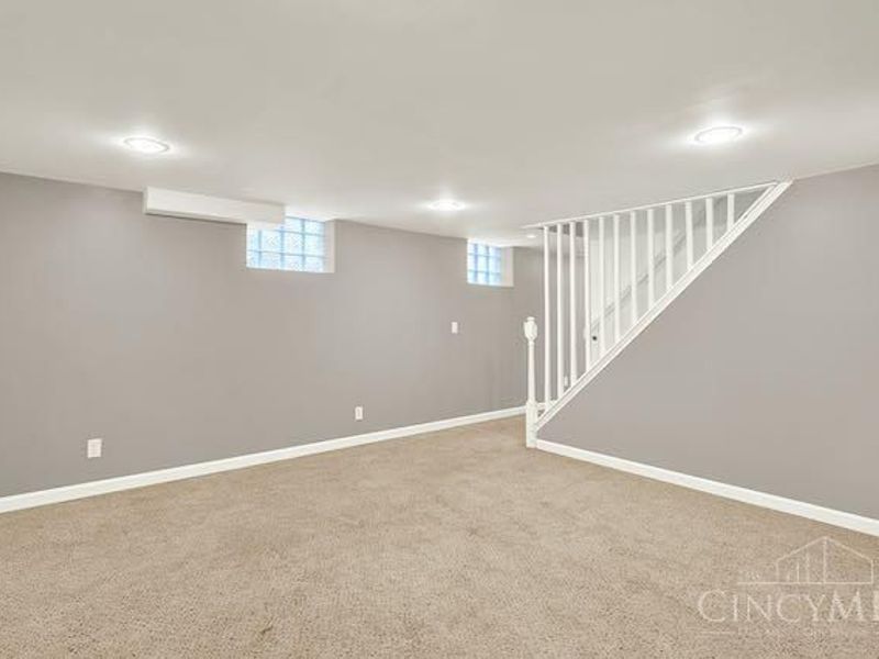 7034 East Avenue, Silverton, OH 45236 Photo 37