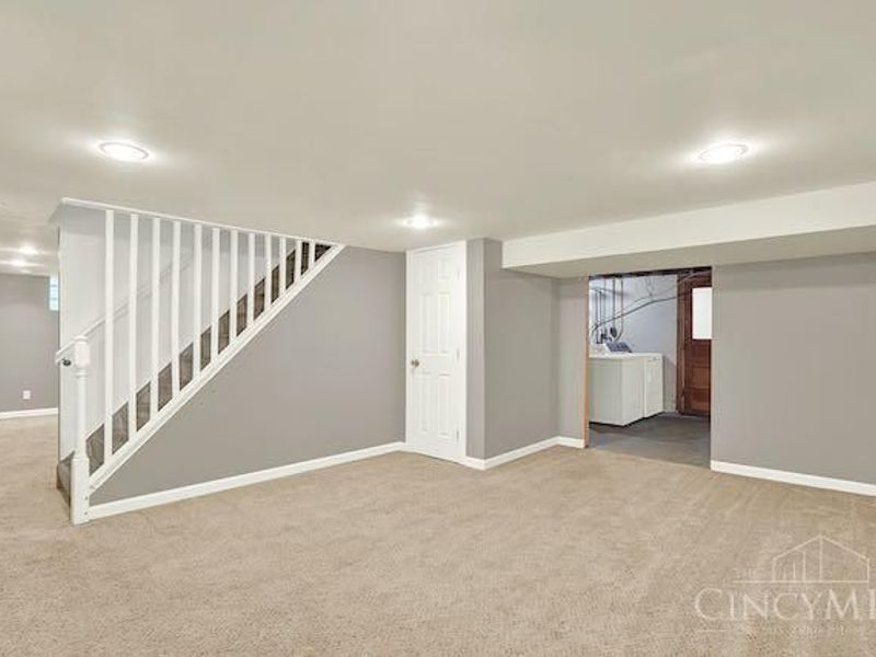 7034 East Avenue, Silverton, OH 45236 Photo 38