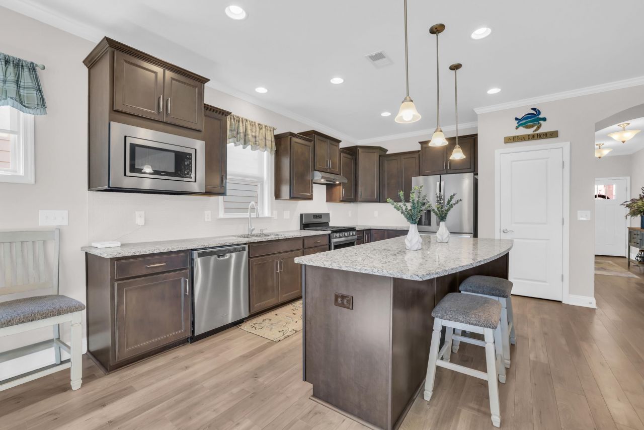 6652 Anterselva Dr. Photo 14