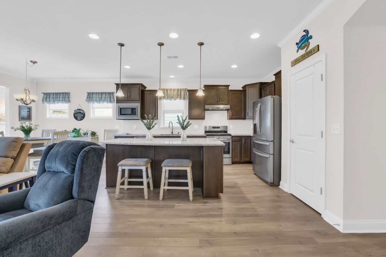 6652 Anterselva Dr. Photo 17