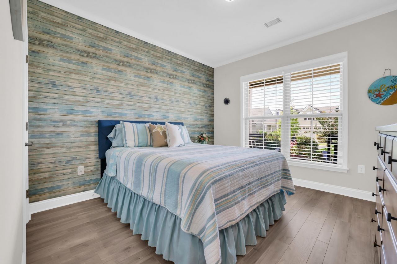 6652 Anterselva Dr. Photo 20