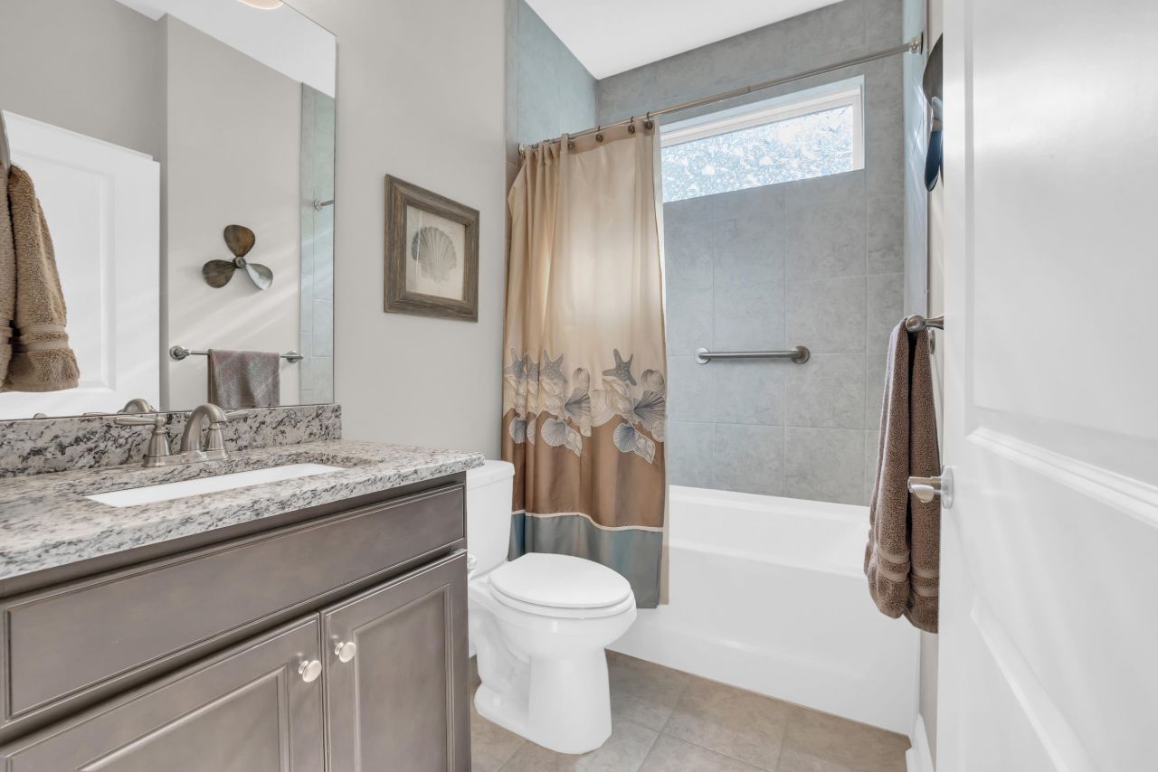 6652 Anterselva Dr. Photo 22