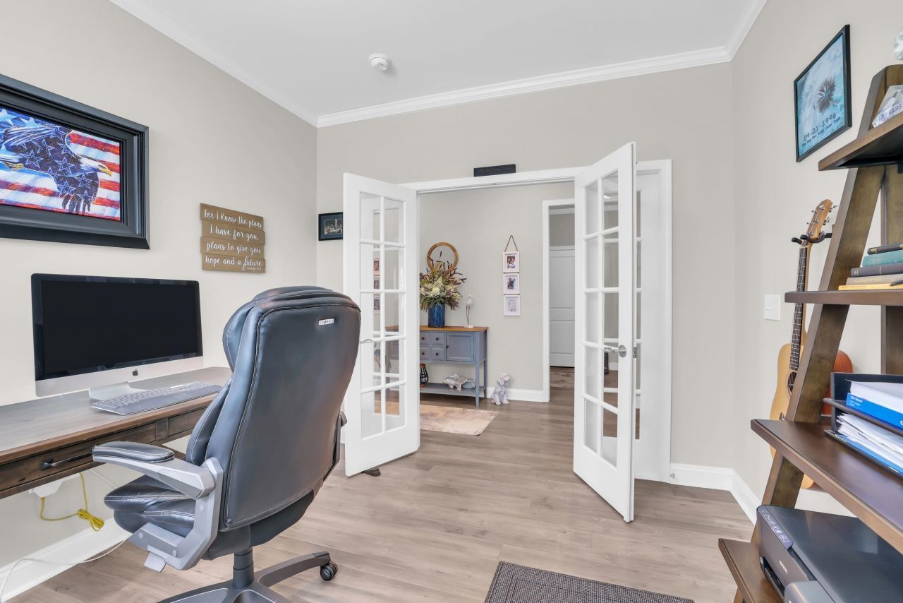 6652 Anterselva Dr. Photo 24