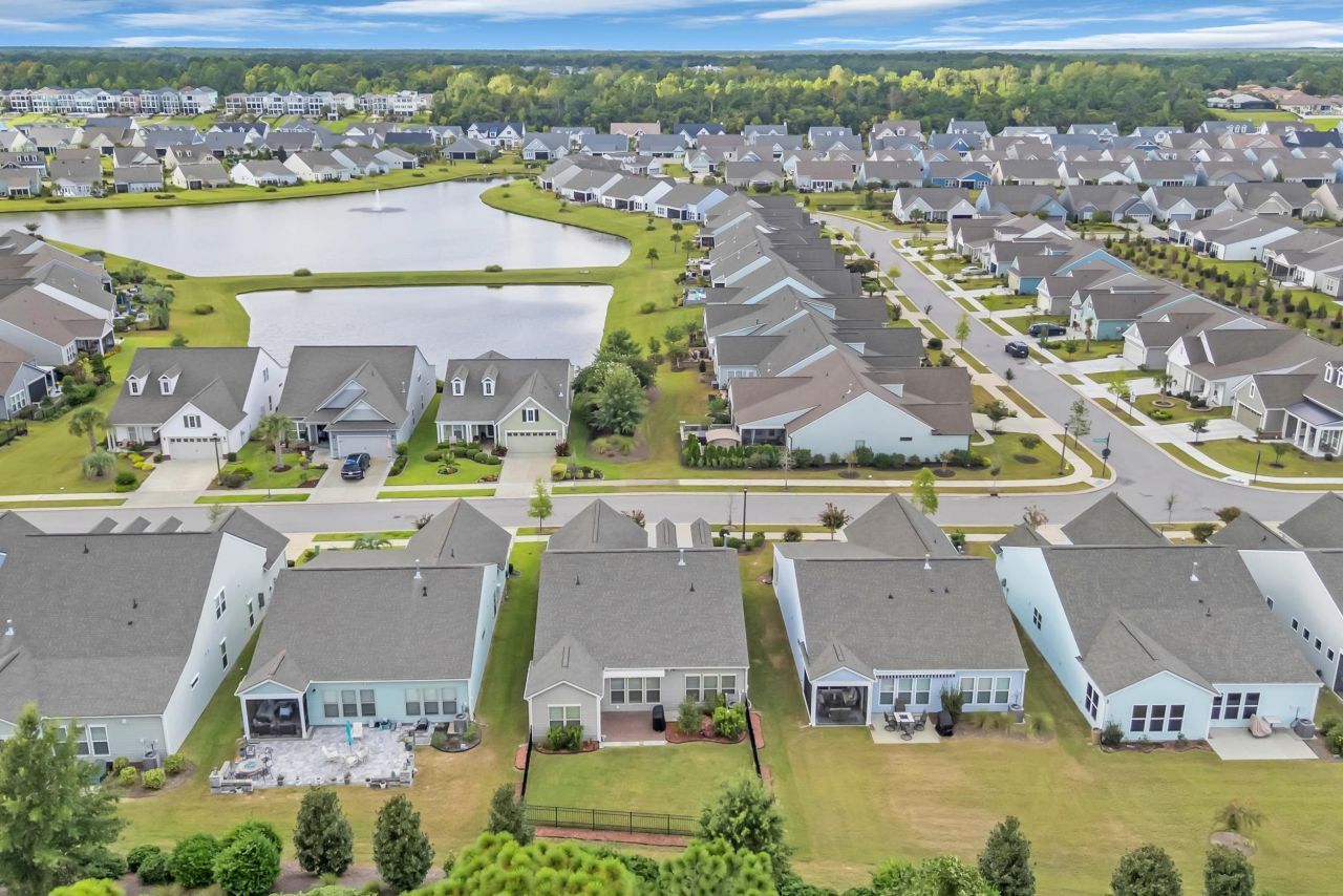 6652 Anterselva Dr. Photo 40