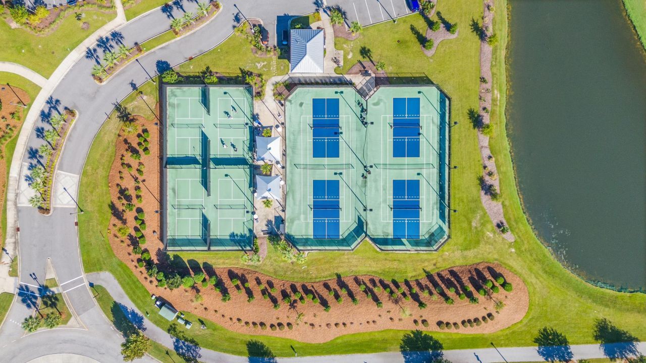 6652 Anterselva Dr. Photo 42