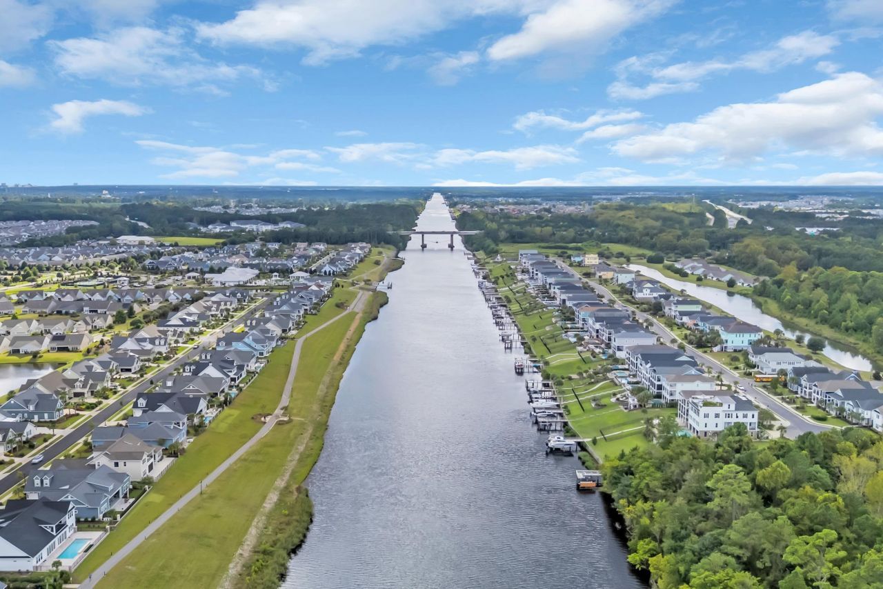 6652 Anterselva Dr. Photo 47