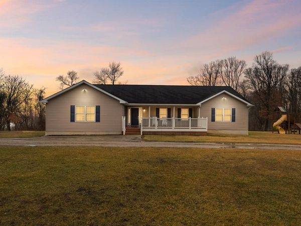 139 Coss Rd, Wellsburg, WV 26070