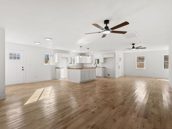 8637 Dog Branch Rd, Mount Pleasant, TN 38474