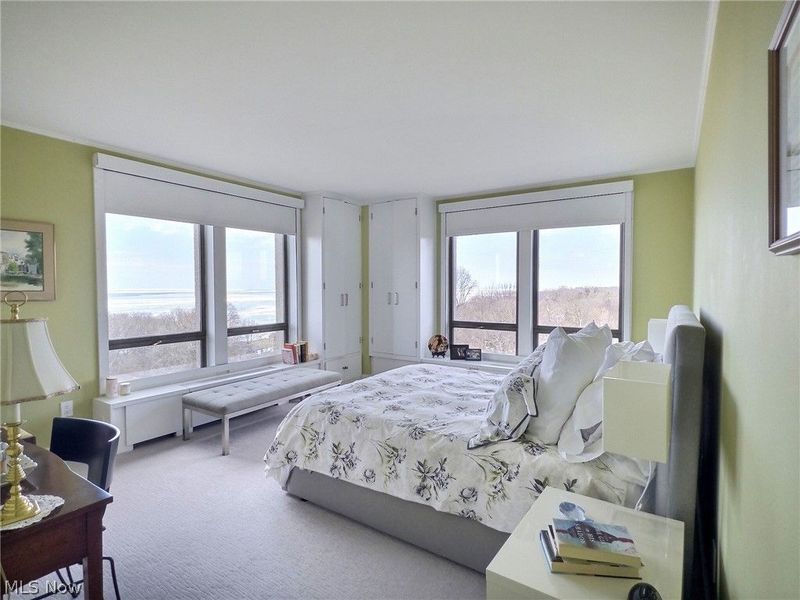 1 Bratenahl Place, Unit 1009, Bratenahl, OH 44108 Photo 10