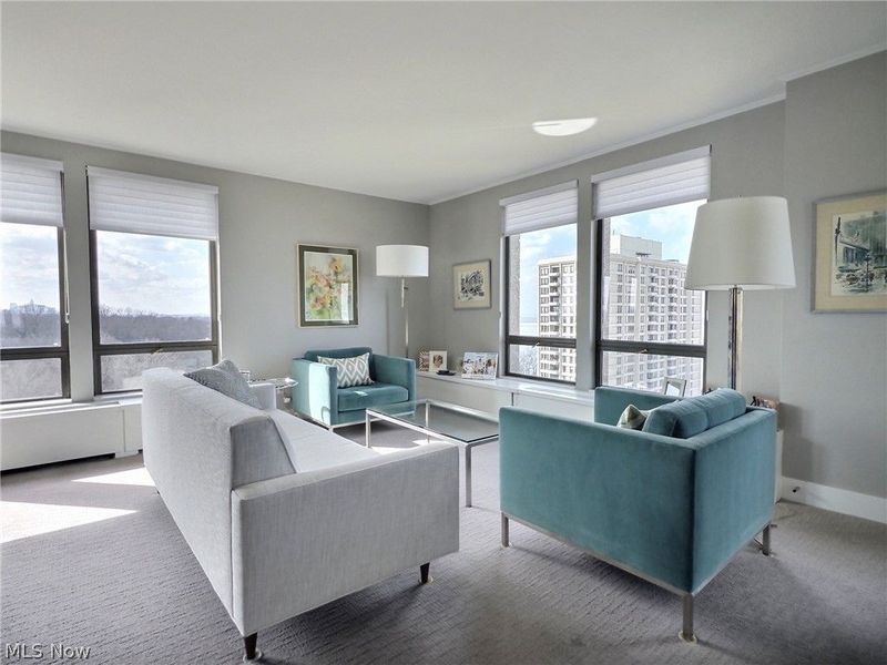 1 Bratenahl Place, Unit 1009, Bratenahl, OH 44108 Photo 8