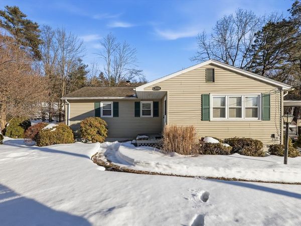 308 Apremont Hwy, Holyoke, MA 01040